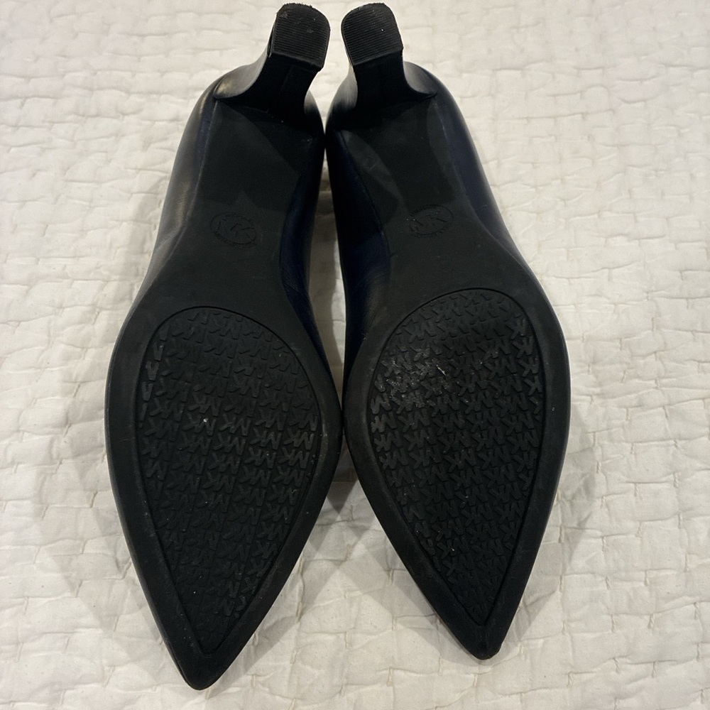 Michael Kors Navy Blue Heels - Picture 5 of 6